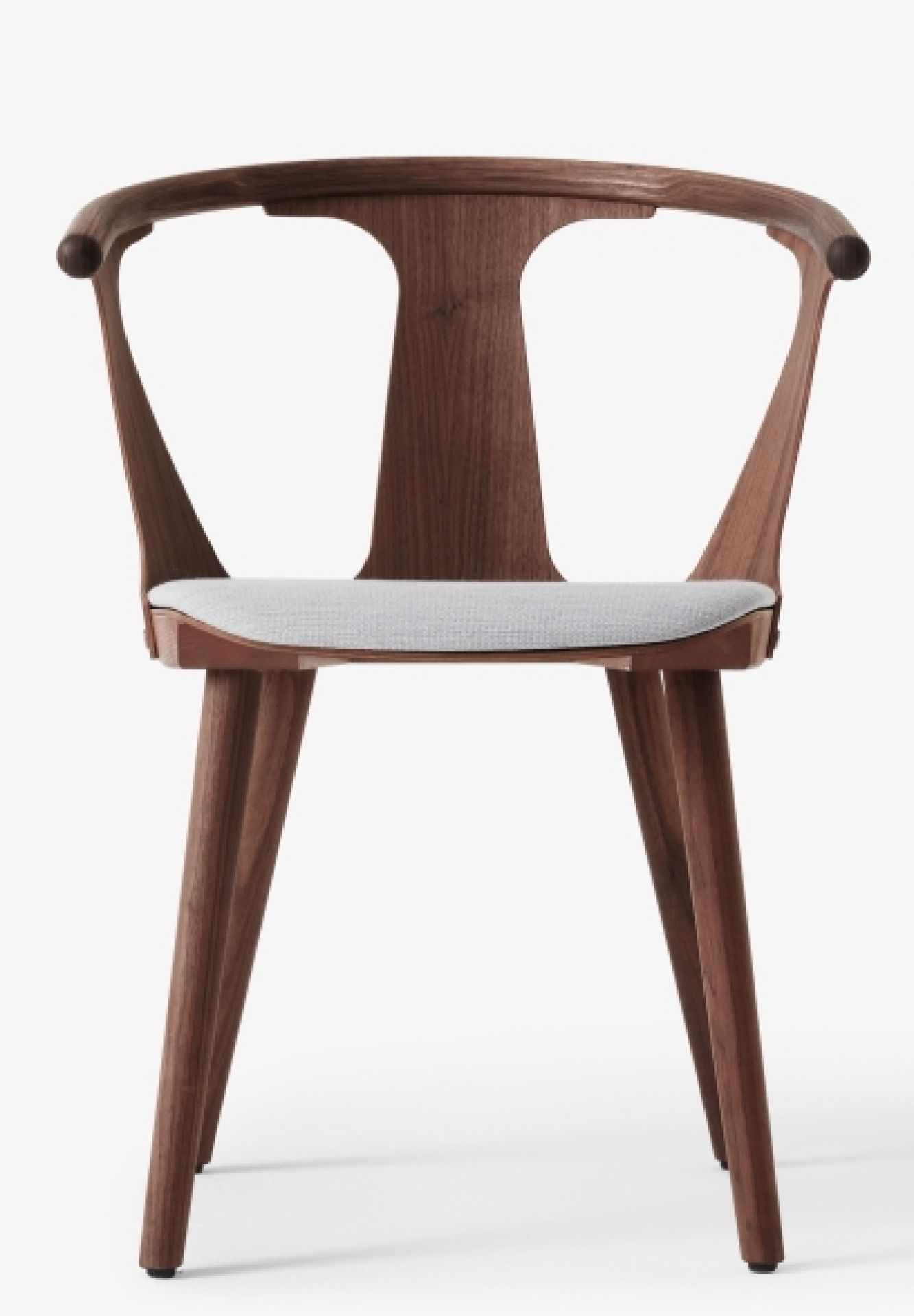 In Between Armchair Oak smoked SK2 with seat cushion Hallingdal 0103 AndTradition SINGLE PIECES
